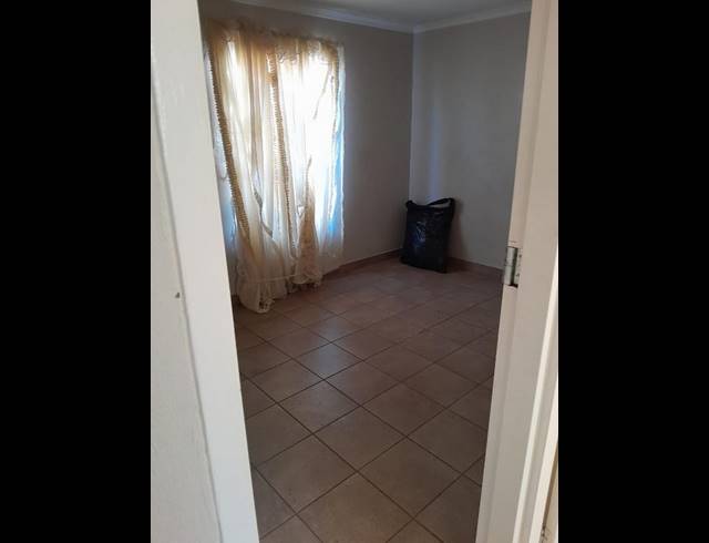 2 BEDROOM HOUSE FOR SALE IN SKY CITY